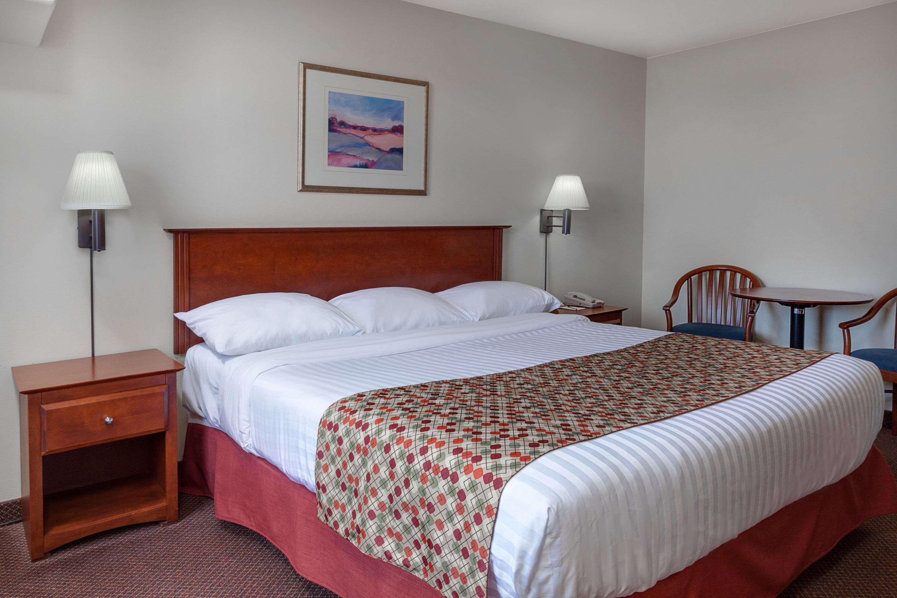 Hotel Super 8 By Wyndham Caraquet Exterior foto